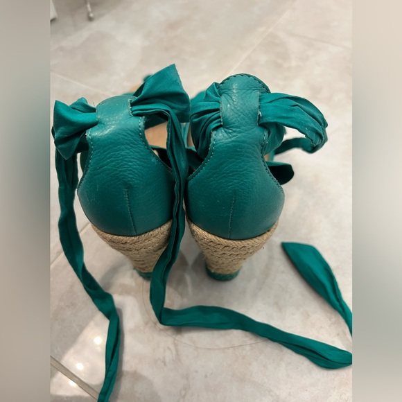 UGG Women’s Luciana wedge sandals style: 1002916 - Picture 7 of 14